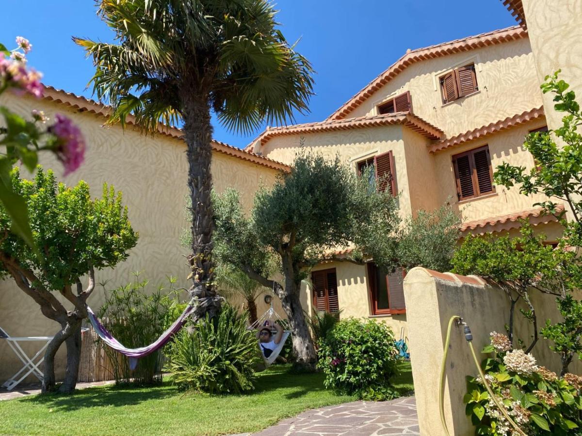 Nora Guesthouse Rooms And Villas プーラ エクステリア 写真