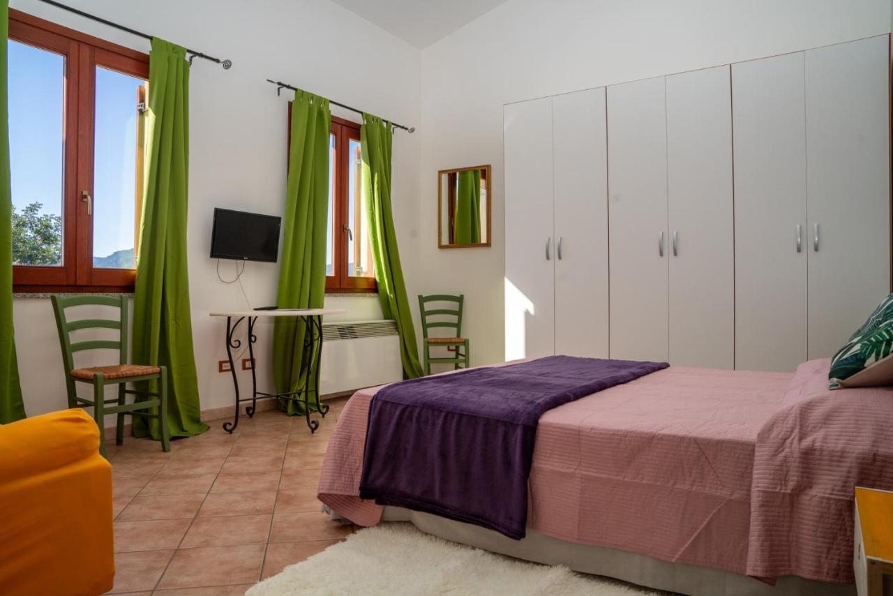 Nora Guesthouse Rooms And Villas プーラ エクステリア 写真